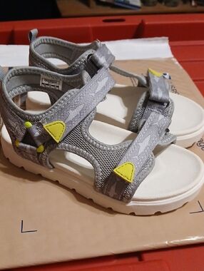 OshKosh B'gosh Gray and Yellow Kids Adjustable Sandals